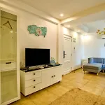 Hotel Pajaros Blu