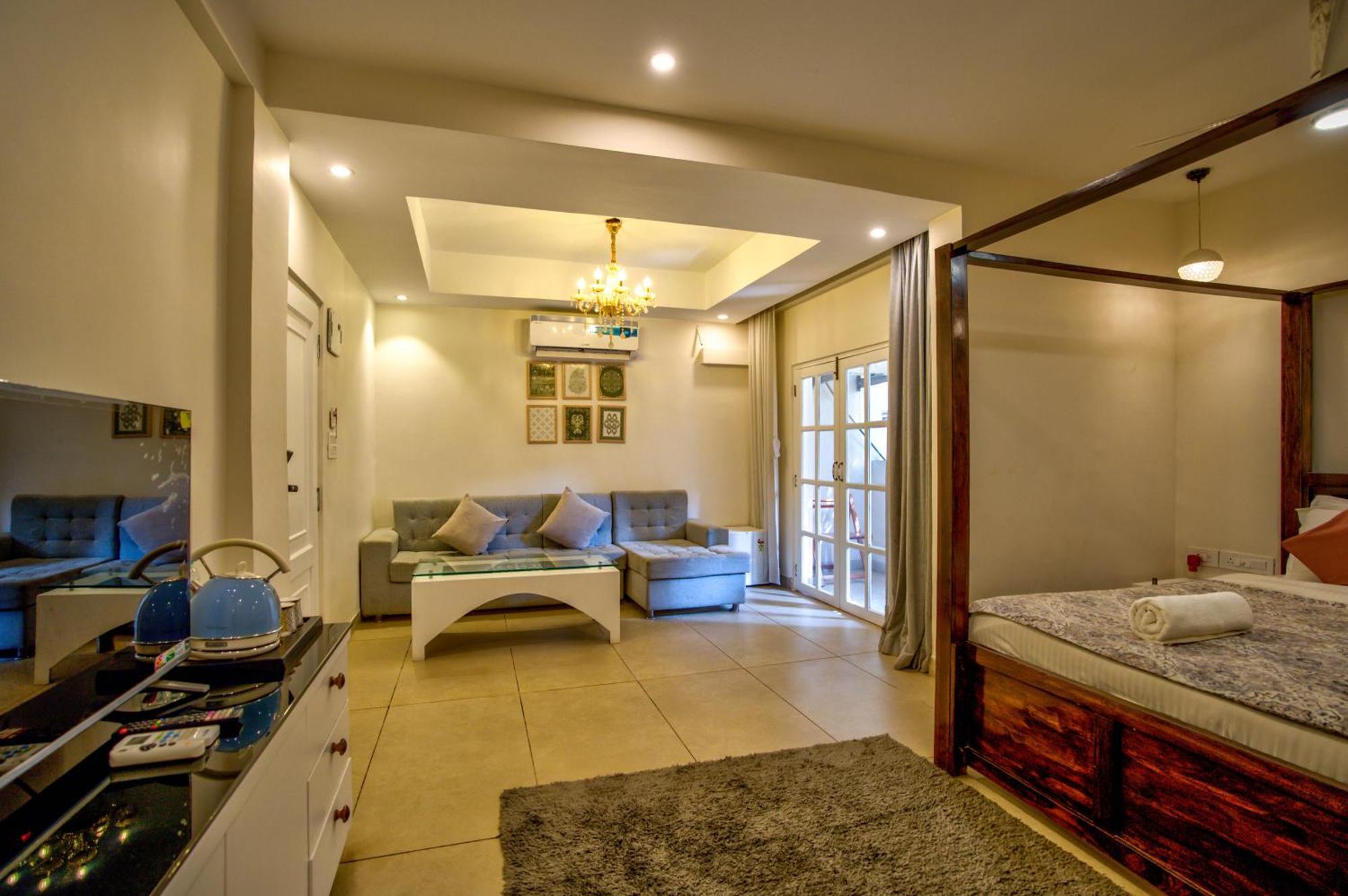 Pajaros Blu Hotel Calangute