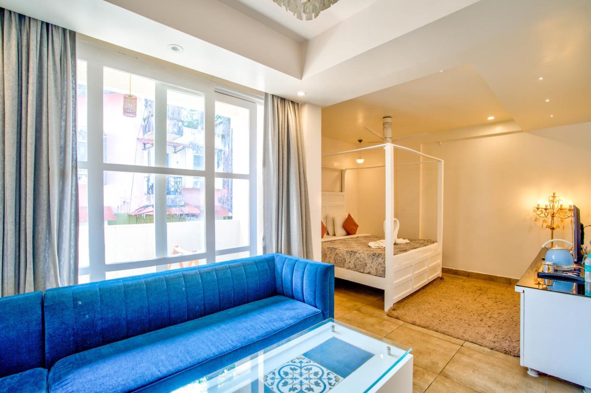Pajaros Blu Hotel
